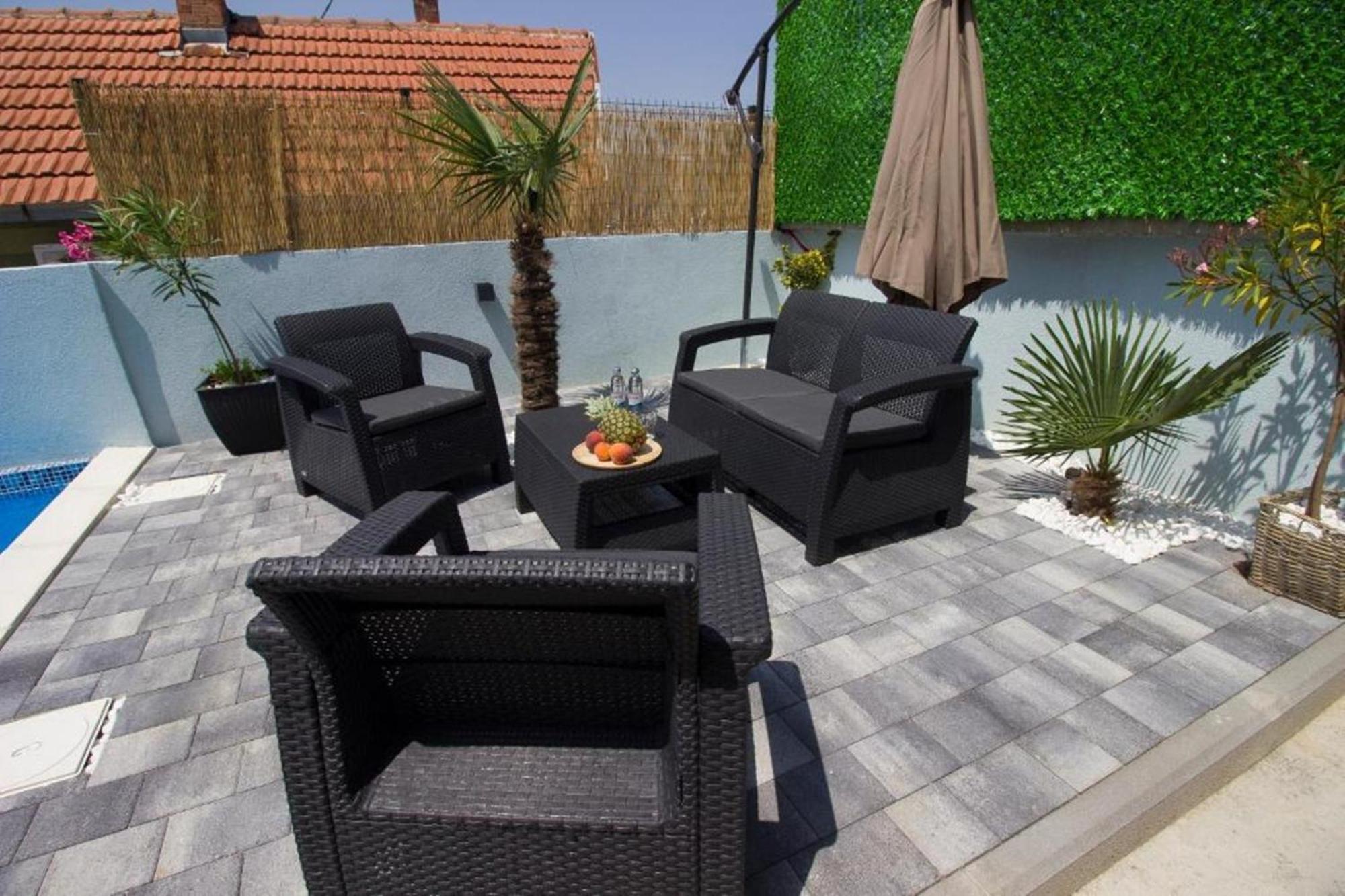 Summer House With Heated Swimming Pool Mostar Exterior foto